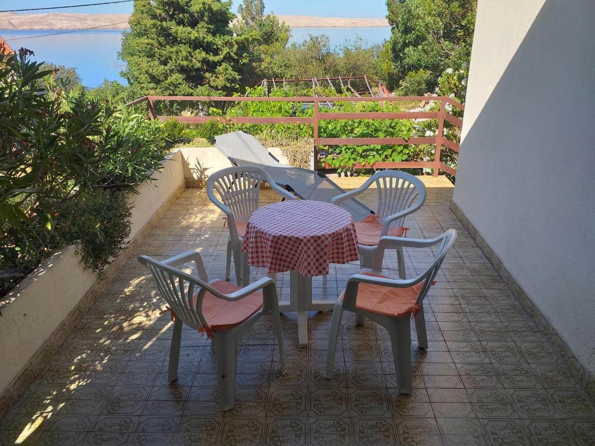 Beachfront House Nada - Happy Rentals Карлобаг Экстерьер фото