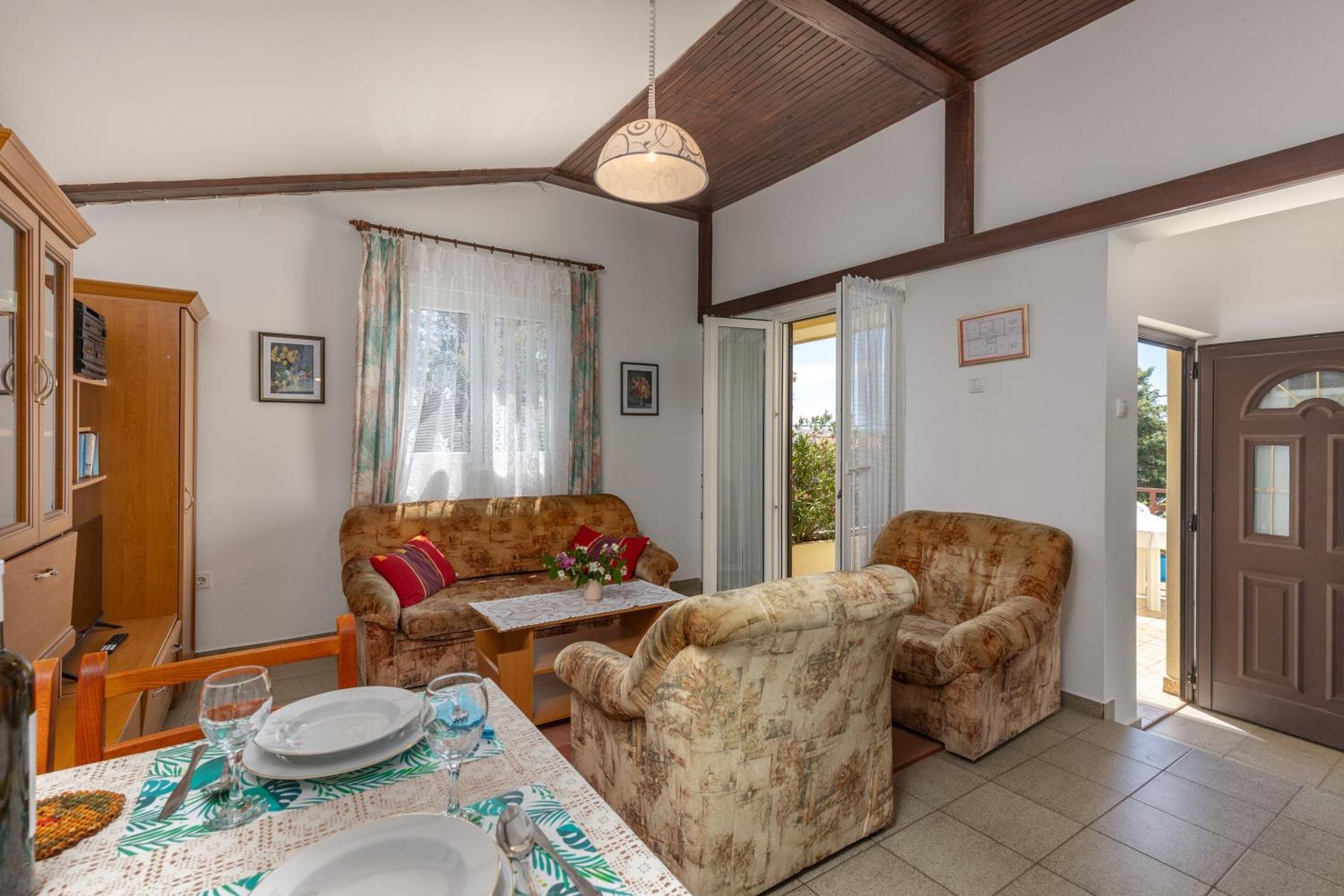 Beachfront House Nada - Happy Rentals Карлобаг Экстерьер фото
